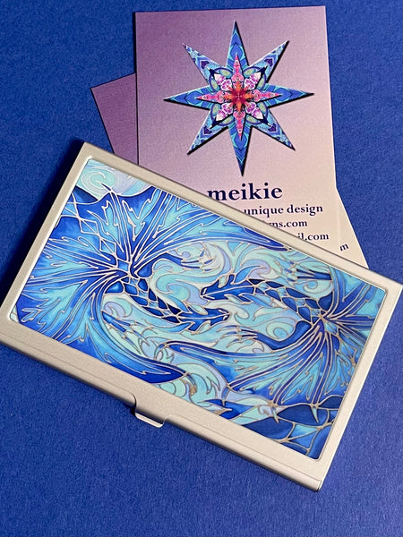 Blue dragon business card holder, pocket, handbag, briefcase, purse or desk drawer. Opens to reveal space to fit your introduction cards. Also make a great containers for carrying credit cards.