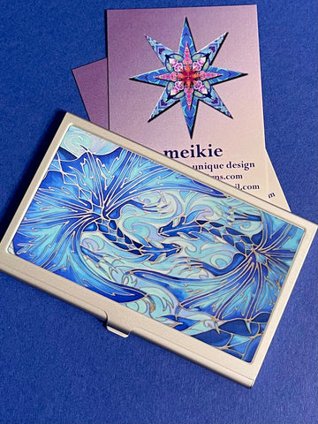 Blue dragon business card holder, pocket, handbag, briefcase, purse or desk drawer. Opens to reveal space to fit your introduction cards. Also make a great containers for carrying credit cards.