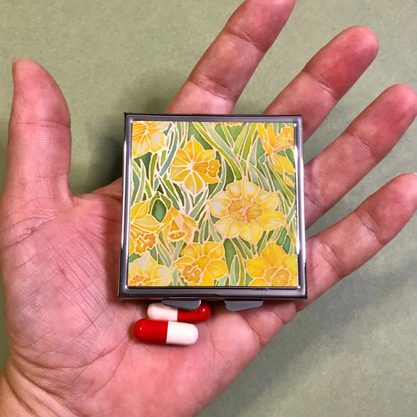daffodils pill box, little square medicine box for pocket or handbag. square yellow green flower pill container. gift for Mum, gran, friend. Gardeners gift. get well gift.