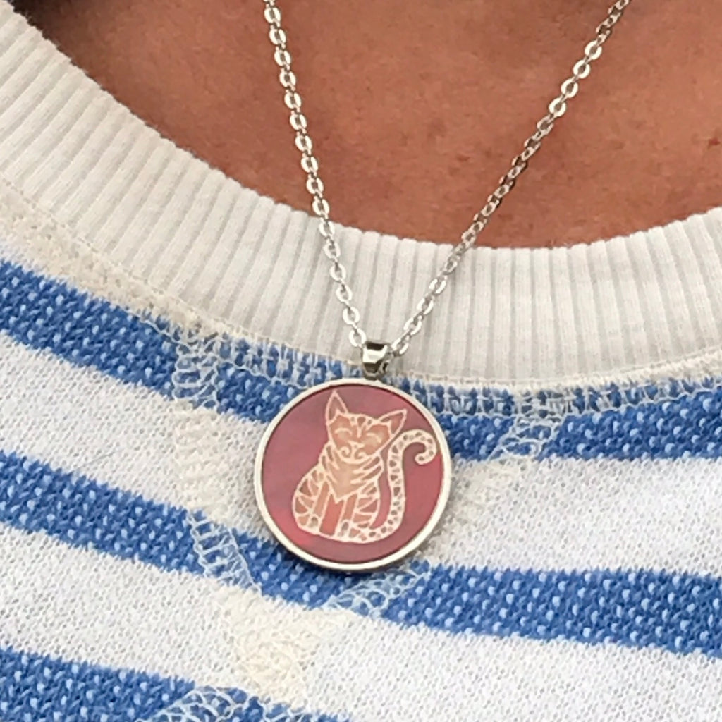 Ginger Cat Pendant - Grinning Tabby Cat Necklace - Affordable gift