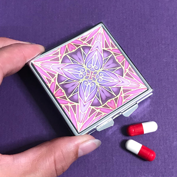 Pink Star Large Pill Box - Stud Earing Jewellery Box