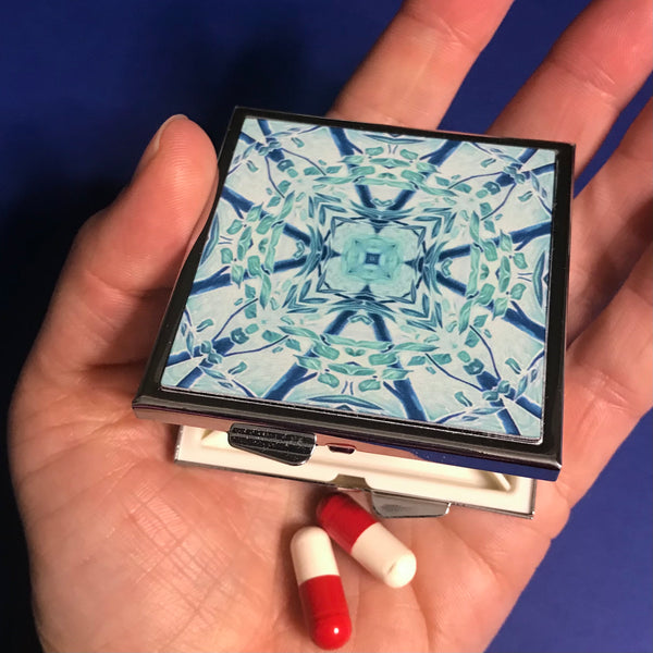 Blue Aqua Stars Large Pill Box - Stud Earing Jewellery Box