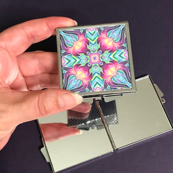 Purple Iris Kaleidoscope Pocket Mirror - Pretty Handbag Mirror - Gift for Her
