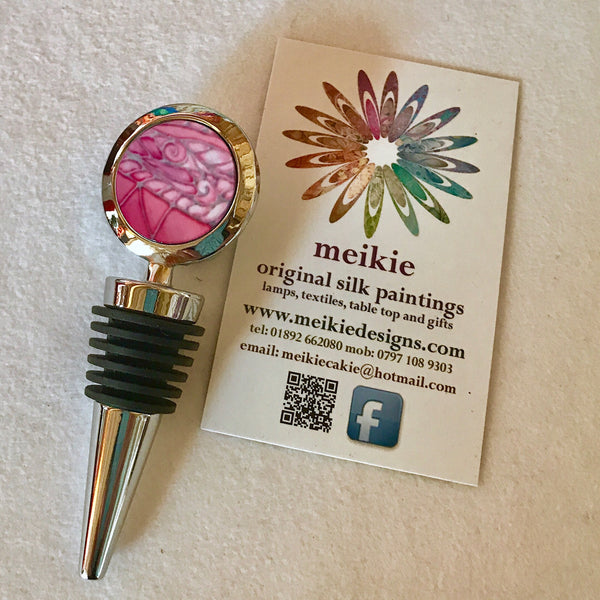 Pink Dragonfly Bottle Stopper - Gift for Her - Bottle Bung in Pink - Wine bottle stopper