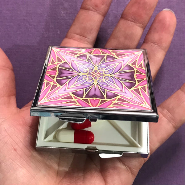 Pink Star Large Pill Box - Stud Earing Jewellery Box