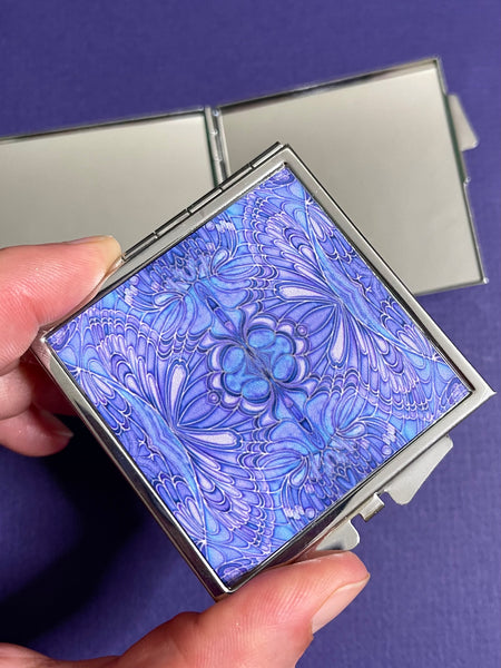 Blueberry Butterflies Handbag Mirror for her -  Pretty Blue Folding Pocket Compact Makeup Mirror Gift for Girl, Mum, Auntie, Friend, Teacher