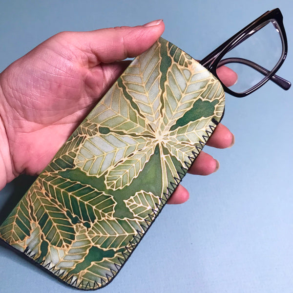 Green Leaf Padded glasses cover - Horse Chestnut Leaves reading or large glasses cover