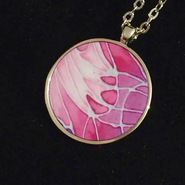 pink circle butterfly pendant necklace